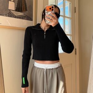 Stylish Black Ribbed Sweater